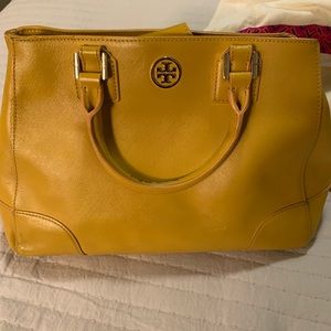 Tory Burch Robinson tote